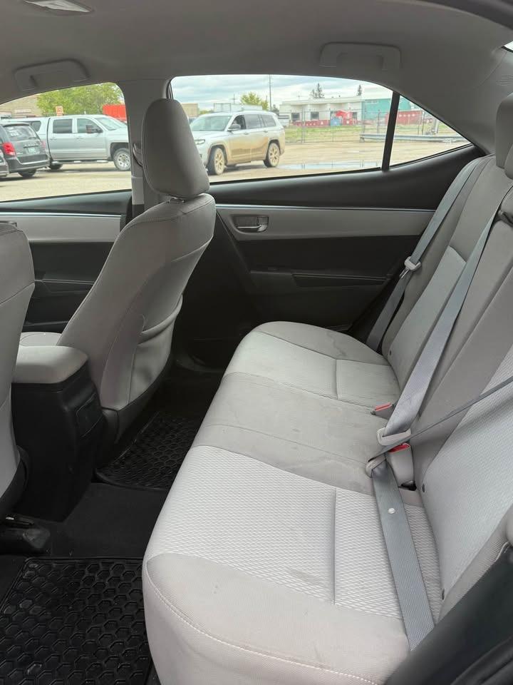 2016 Toyota Corolla LE - Photo #14