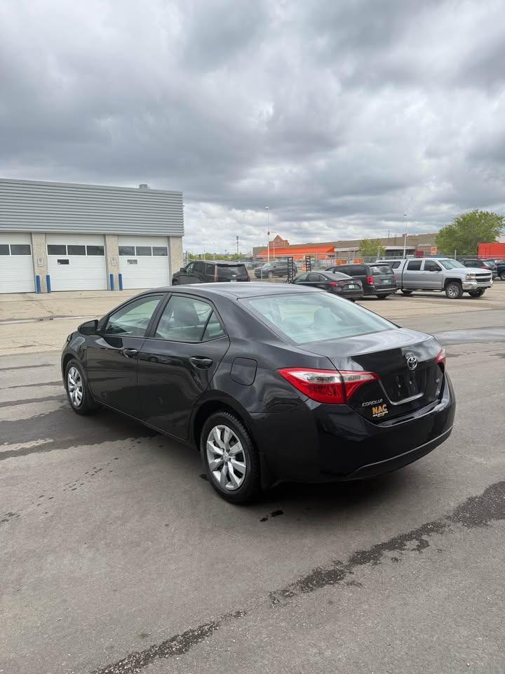 2016 Toyota Corolla LE - Photo #6