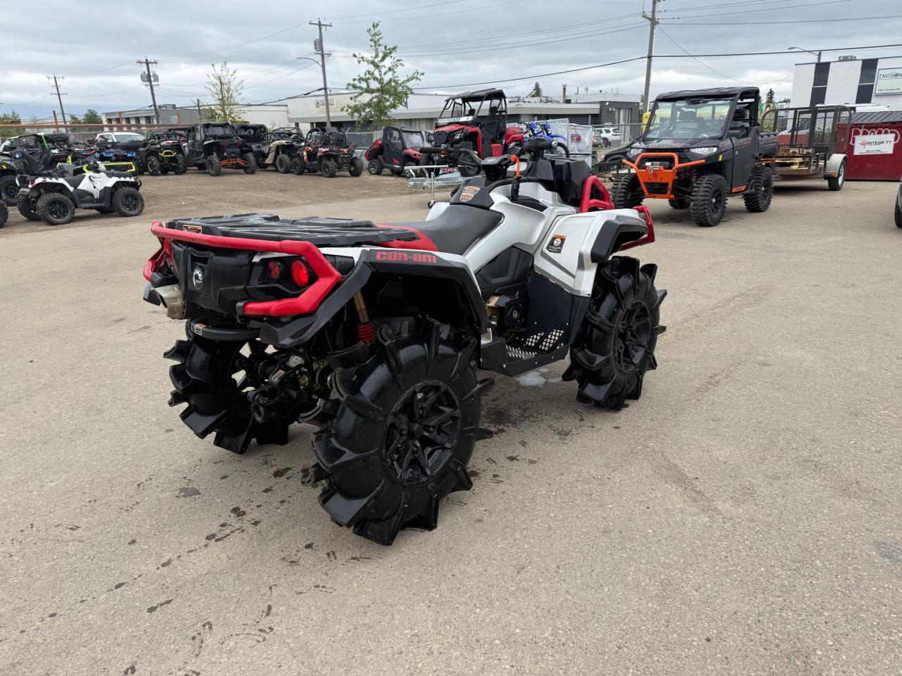 2024 Can-Am Outlander 1000R XMR  - Photo #7