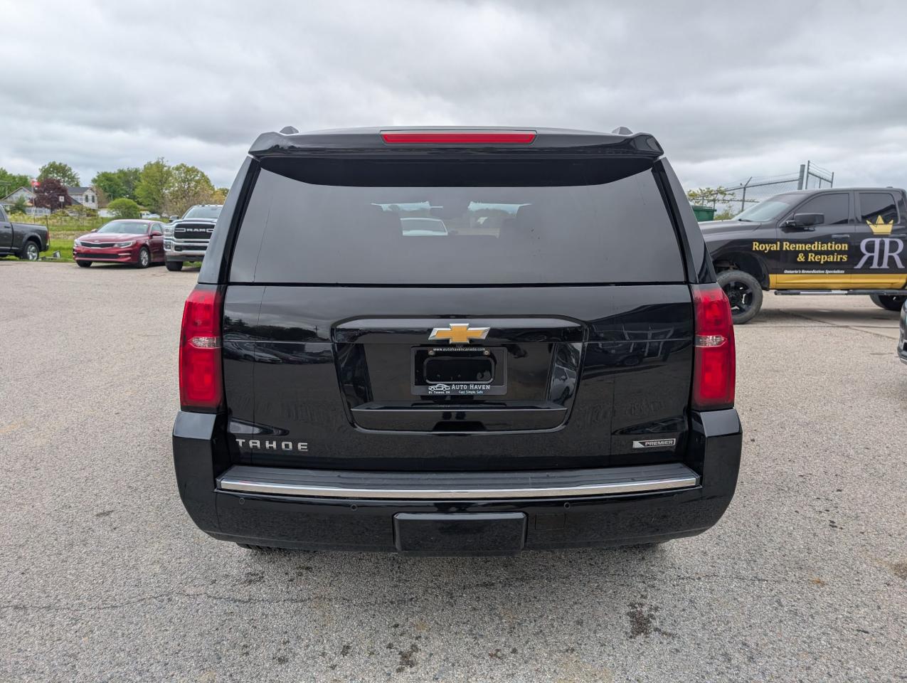 2017 Chevrolet Tahoe Premier - Photo #4