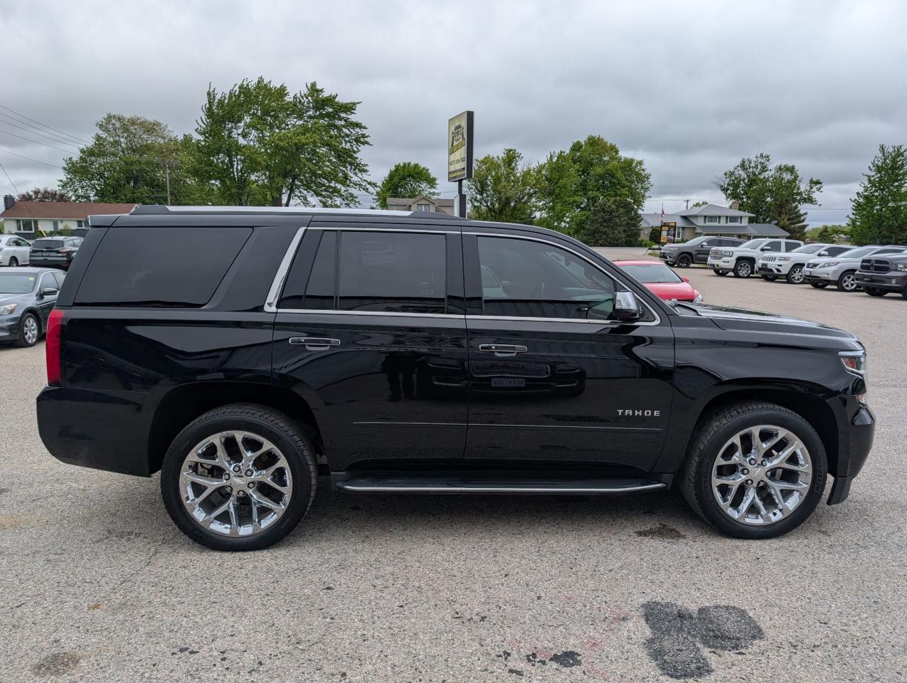 2017 Chevrolet Tahoe Premier - Photo #6