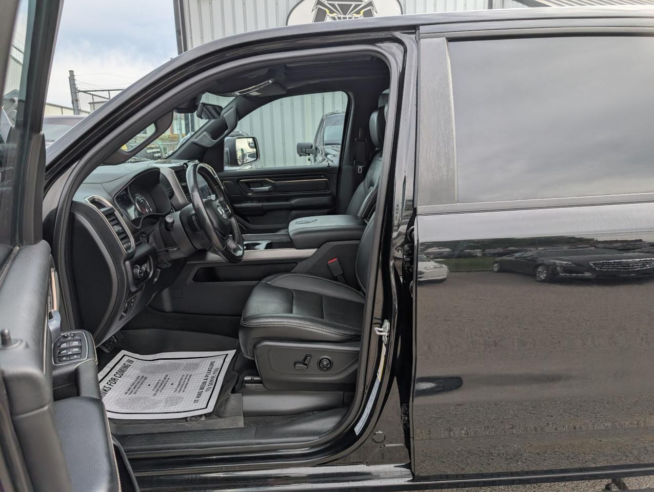 2021 RAM 1500 SPORT 4X4 CREW CAB 5'7" BOX - Photo #12
