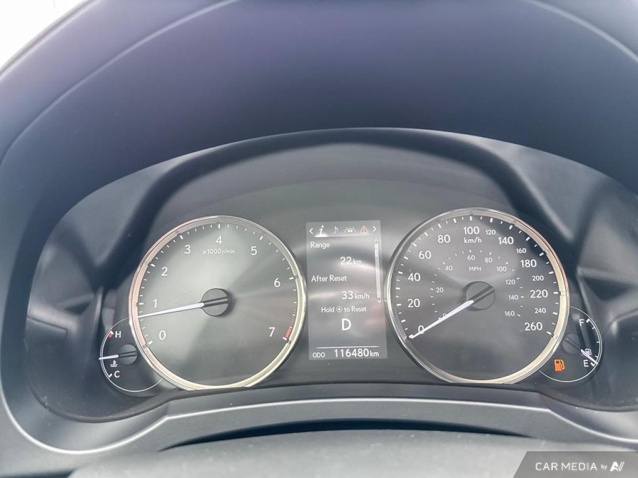 2018 Lexus IS IS300 / AWD / LEATHER / SUNROOF / COOLING SEATS - Photo #23