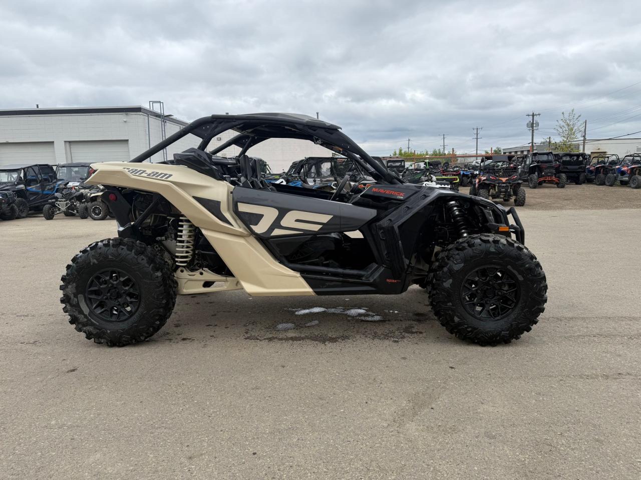 2023 Can-Am Maverick X3 XDS 900 Turbo  - Photo #3