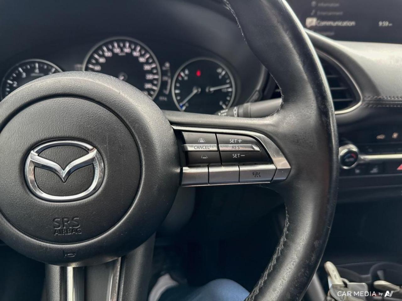 2021 Mazda MAZDA3 GS / NO ACCIDENTS / LEATHER / SUNROOF / HTD SEATS - Photo #23