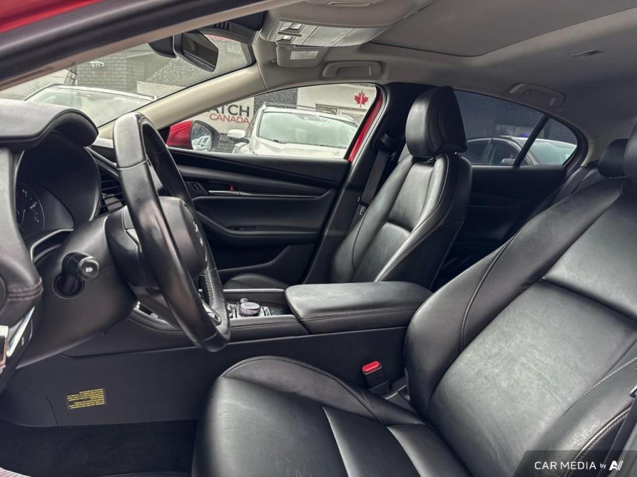 2021 Mazda MAZDA3 GS / NO ACCIDENTS / LEATHER / SUNROOF / HTD SEATS - Photo #11