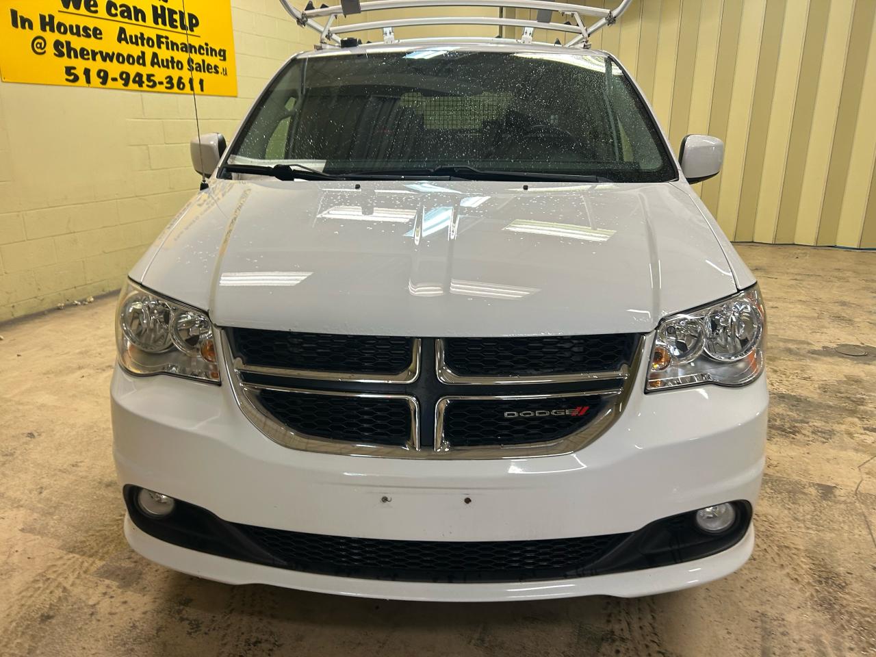 2017 Dodge Grand Caravan Crew - Photo #9
