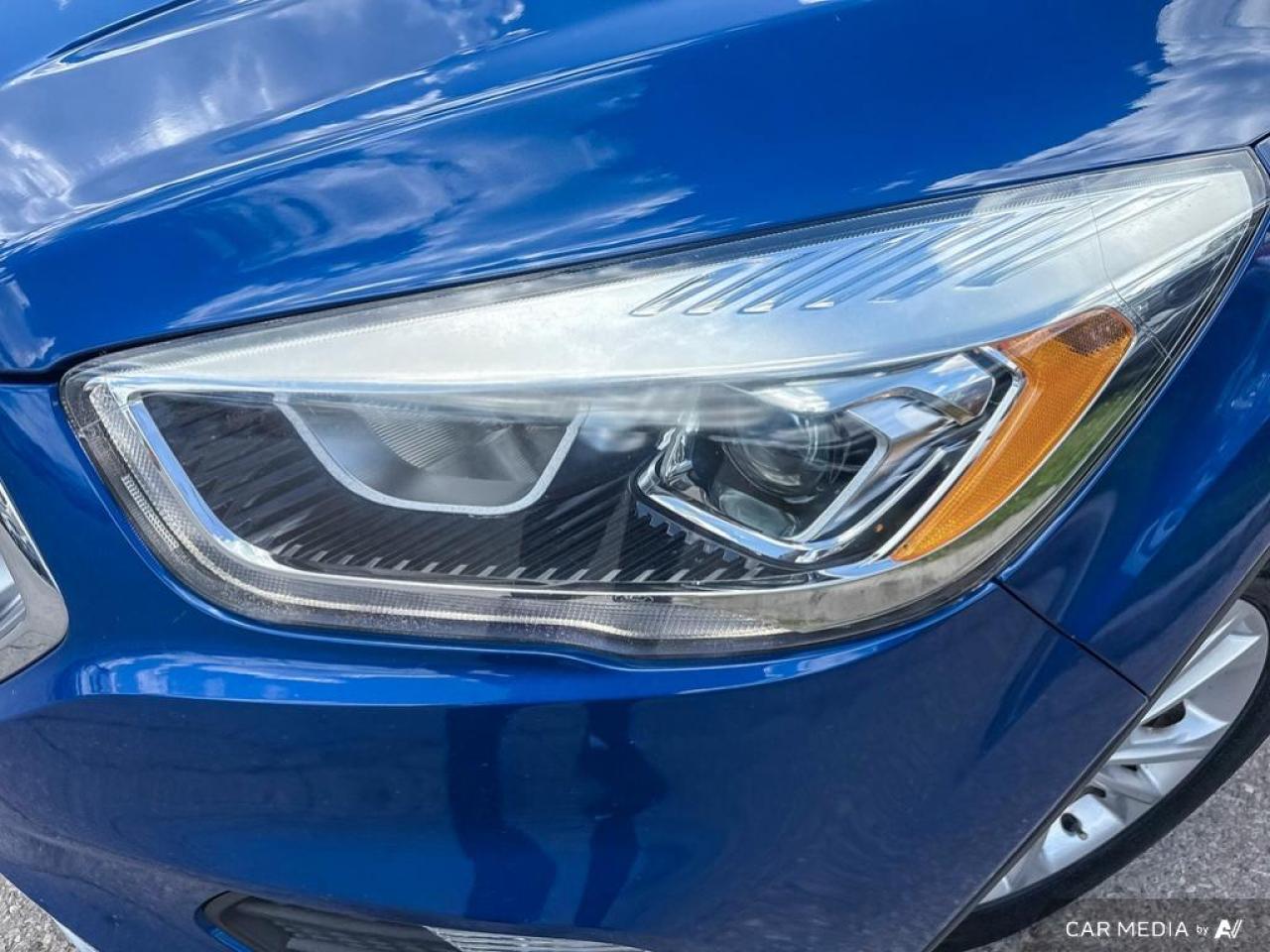 2017 Ford Escape SE / NAV / HEATED SEATS / BLUETOOTH / DUAL CLIMATE - Photo #7