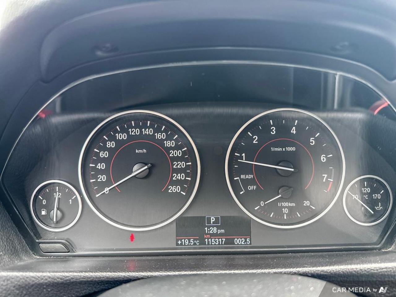 2016 BMW 3 Series 320XI / AWD / LEATHER / SUNROOF / BLUETOOTH / AUTO - Photo #21