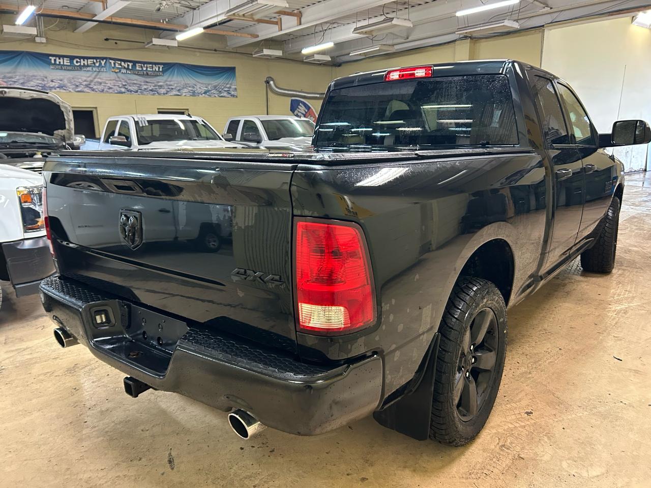 2017 RAM 1500 Express - Photo #5