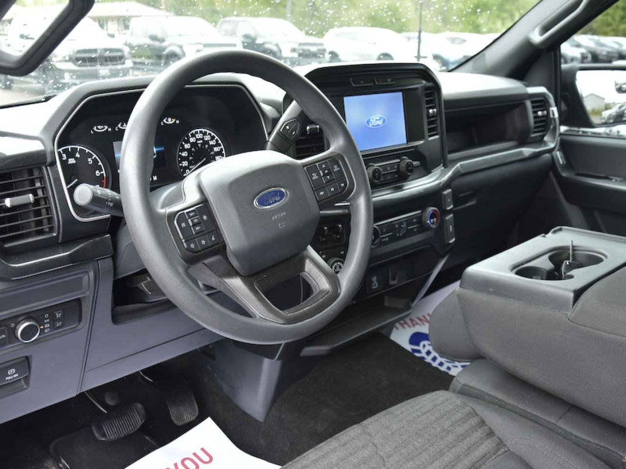 2022 Ford F-150 STX 4WD SuperCrew 5.5' Box - Photo #5
