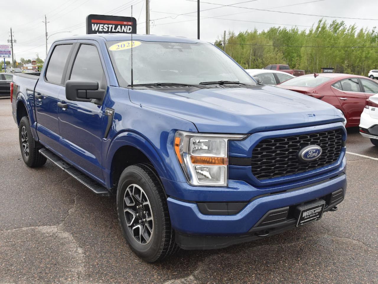 2022 Ford F-150 STX 4WD SuperCrew 5.5' Box - Photo #2