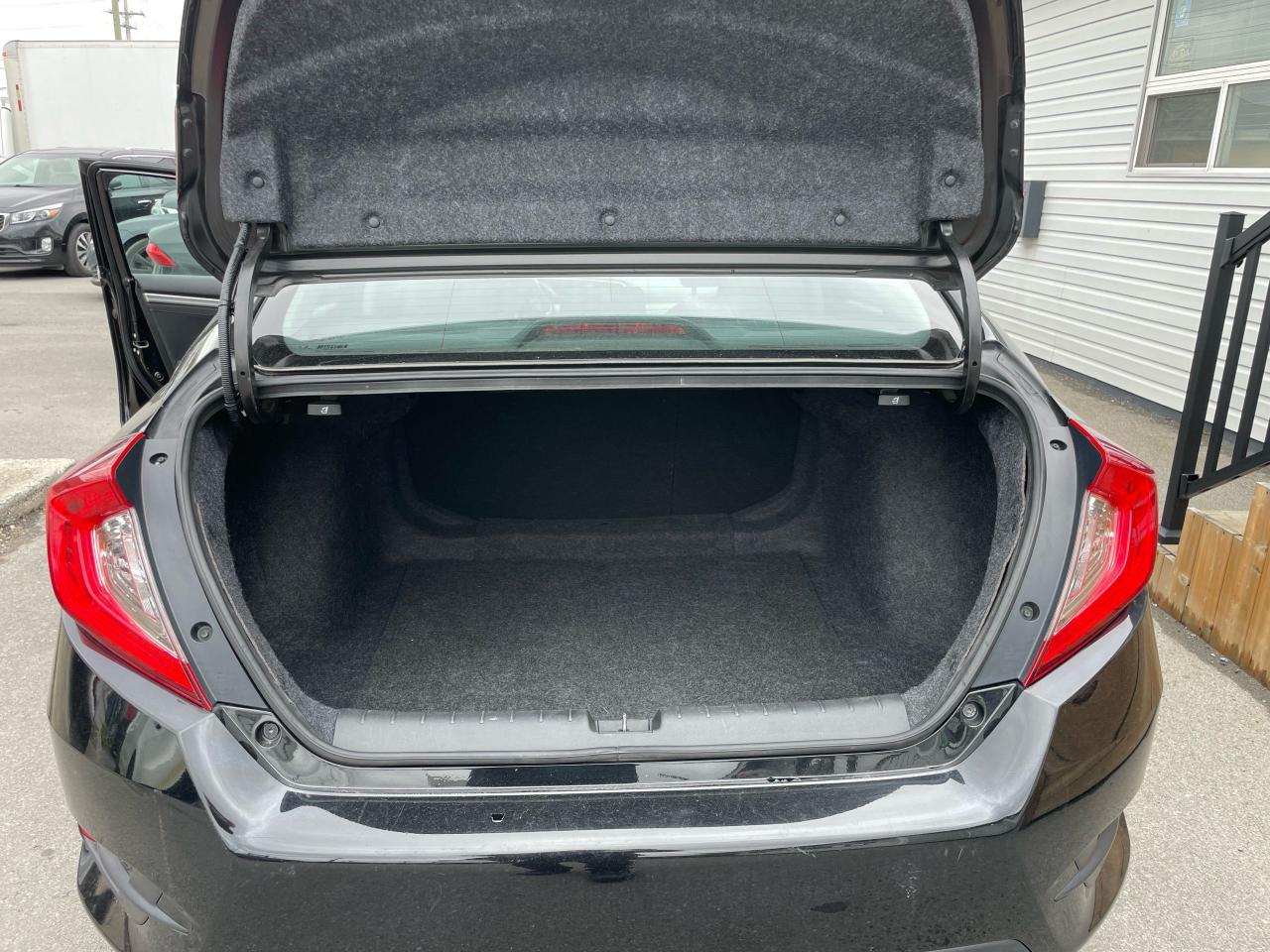 2019 Honda Civic EX - Photo #7