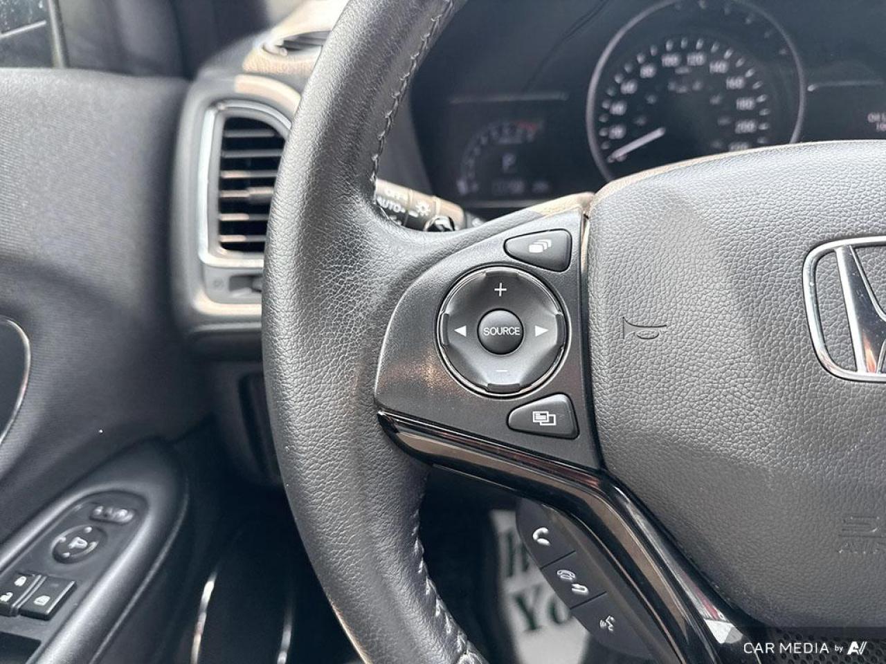 2021 Honda HR-V SPORT / AWD / SUNROOF / BLUETOOTH / AUTO - Photo #12