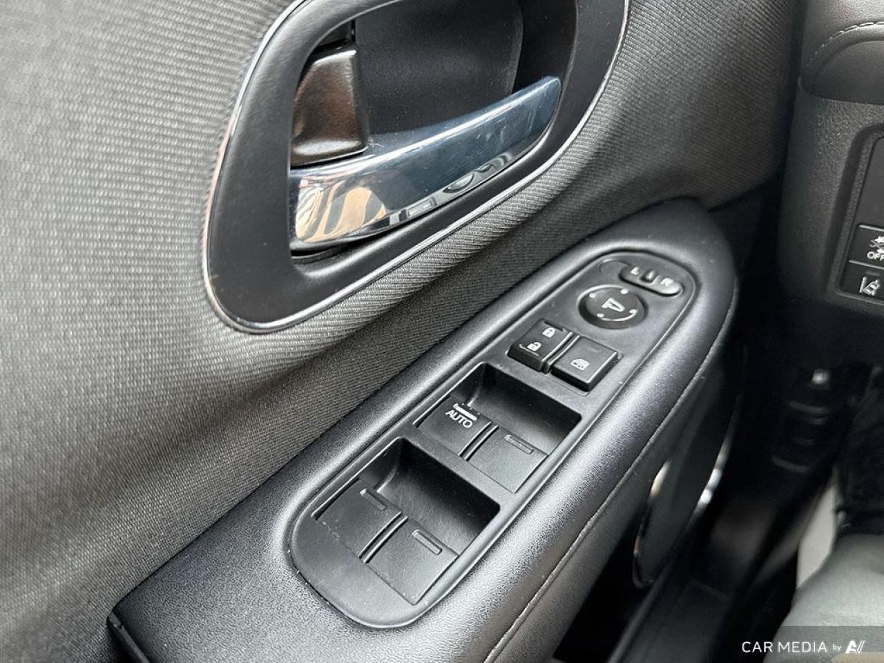 2021 Honda HR-V SPORT / AWD / SUNROOF / BLUETOOTH / AUTO - Photo #9