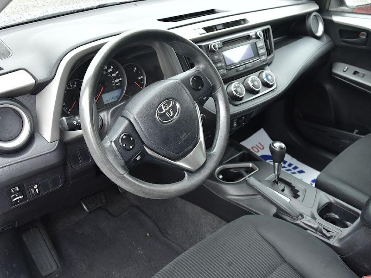 2016 Toyota RAV4 FWD 4dr LE - Photo #5