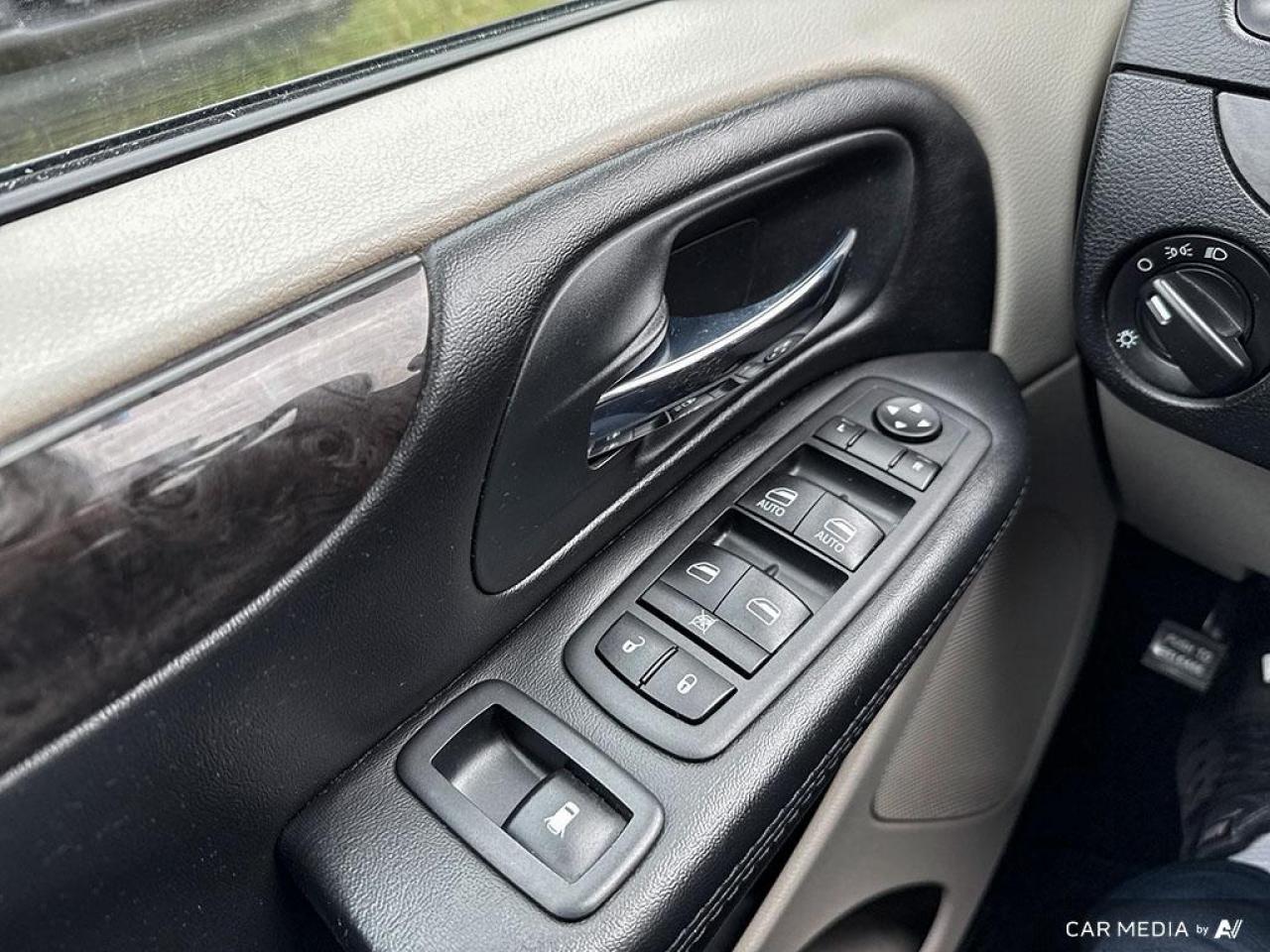 2020 Dodge Grand Caravan SE / NO ACCIDENTS / 3RD ROW STOW 'N GO / CRUISE - Photo #13