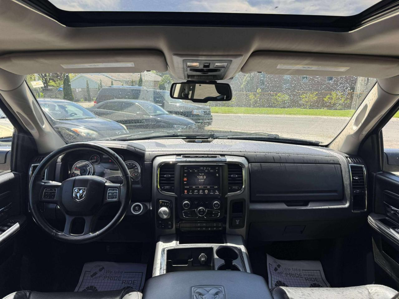 2015 RAM 1500 SPORT - Photo #14