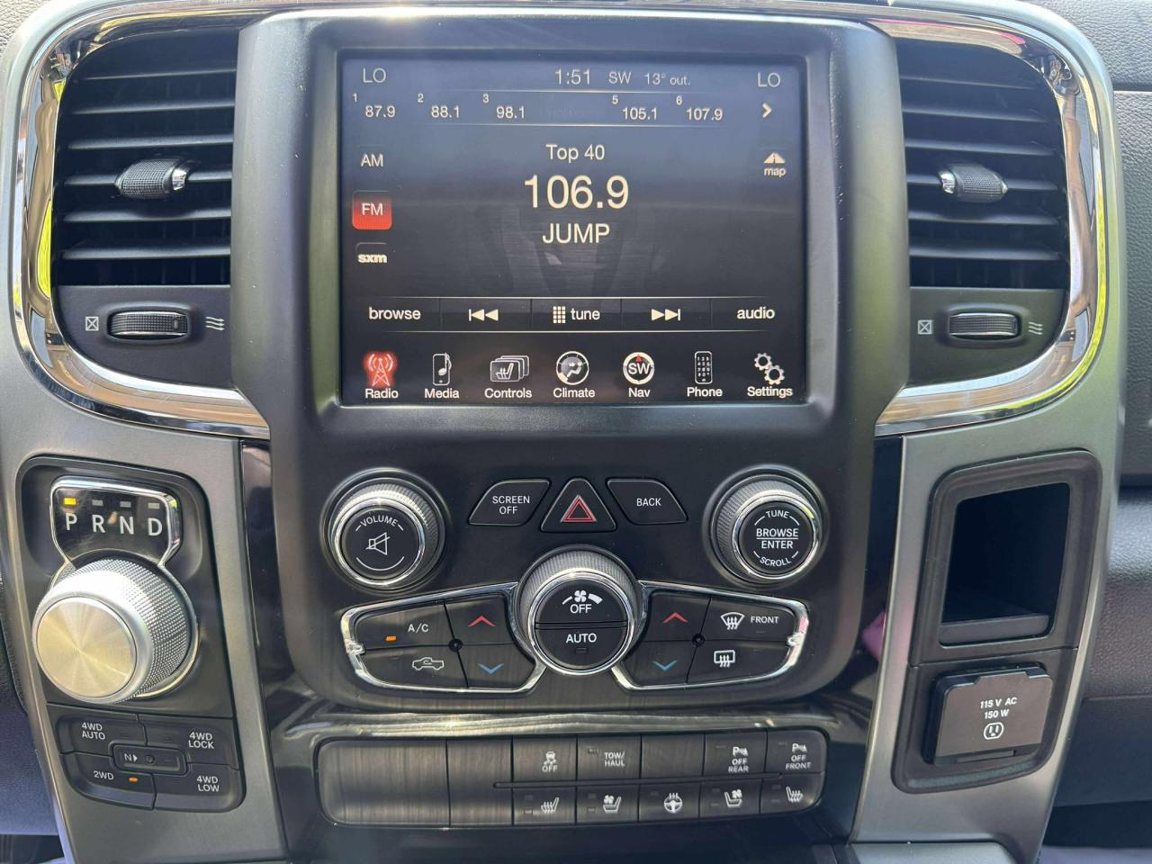 2015 RAM 1500 SPORT - Photo #19