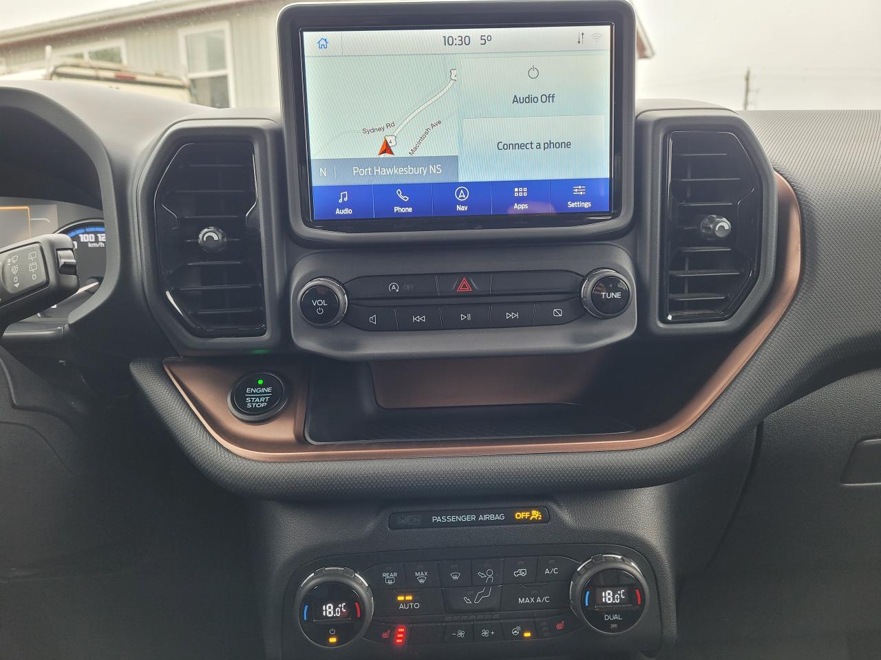 2021 Ford Bronco SPO OUTER BANKS 4X4 Photo5