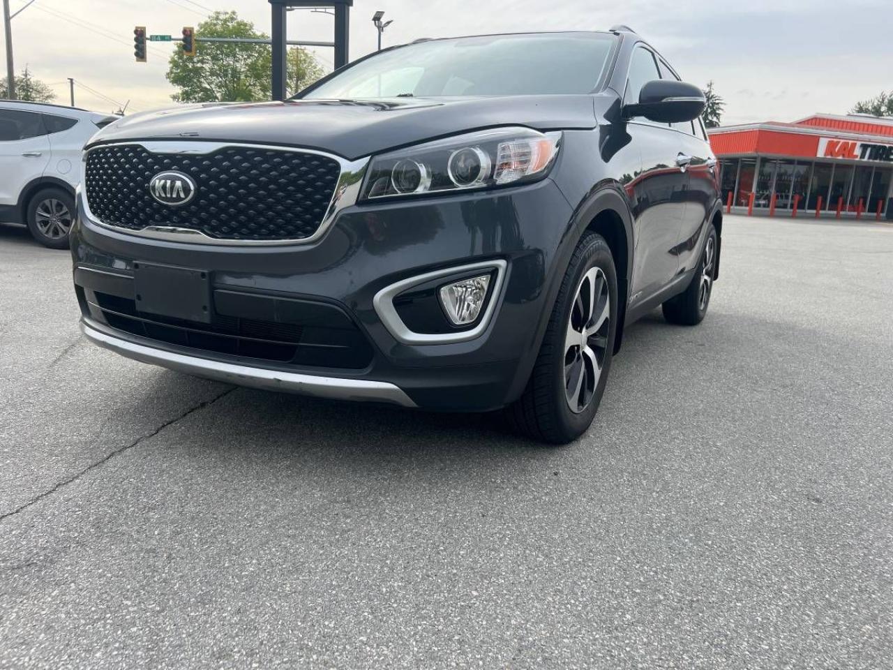 2019 Kia Sorento EX V6 - Photo #4