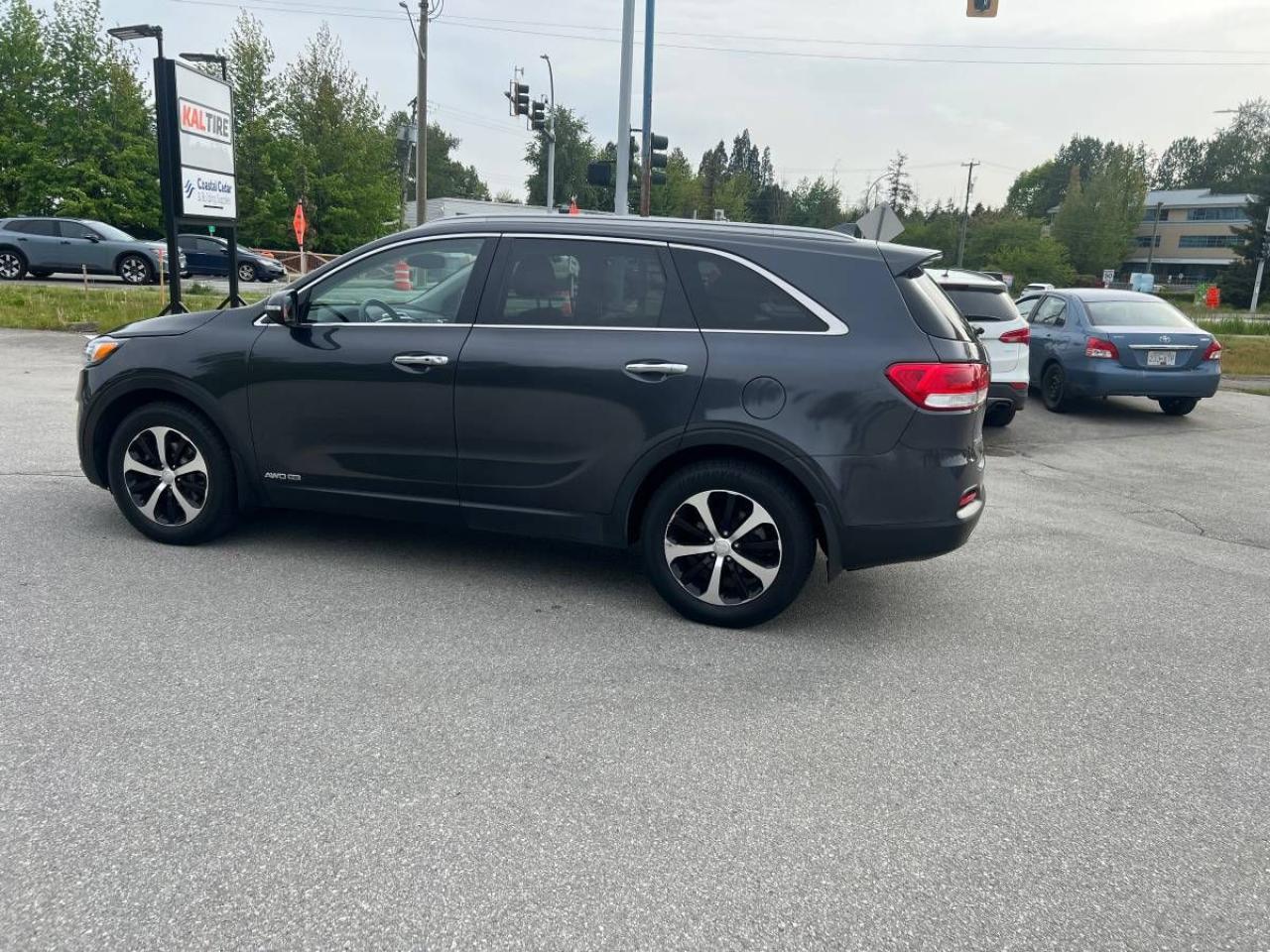 2019 Kia Sorento EX V6 - Photo #5
