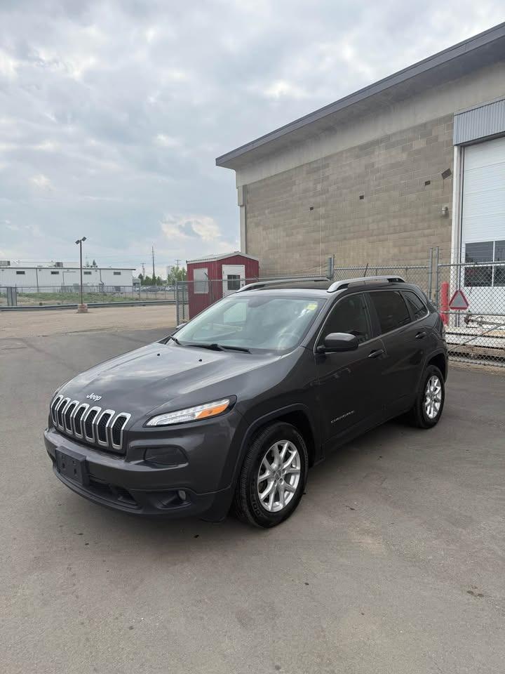 2015 Jeep Cherokee North - Photo #3