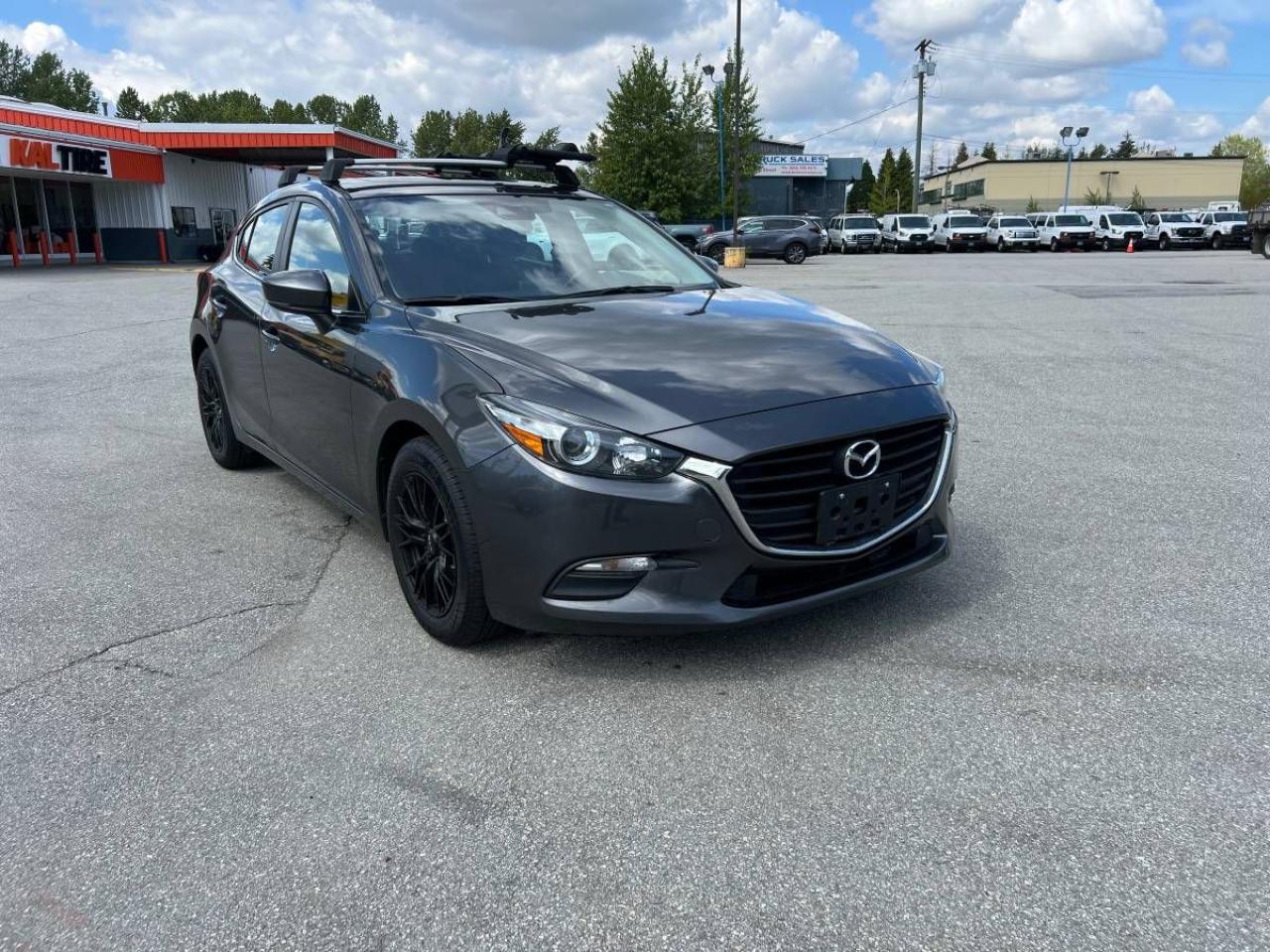 2018 Mazda MAZDA3 GS - Photo #2