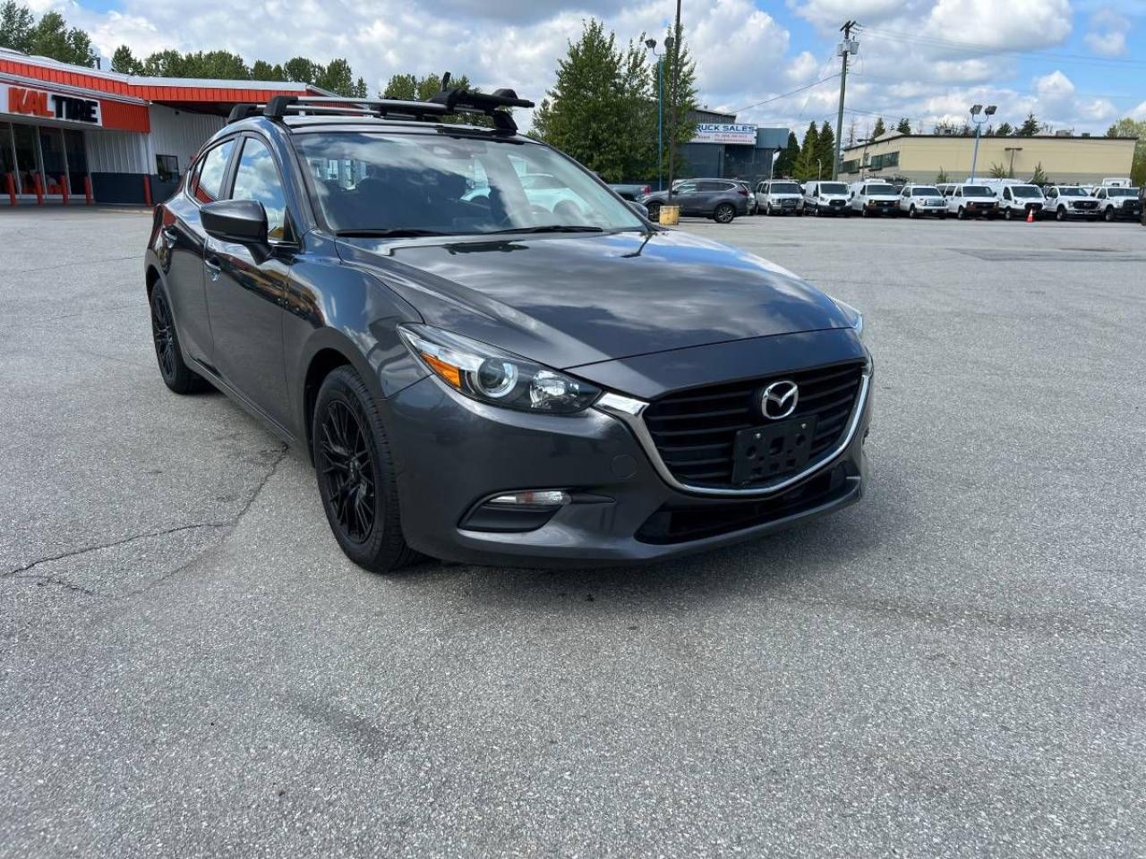 2018 Mazda MAZDA3 GS - Photo #3