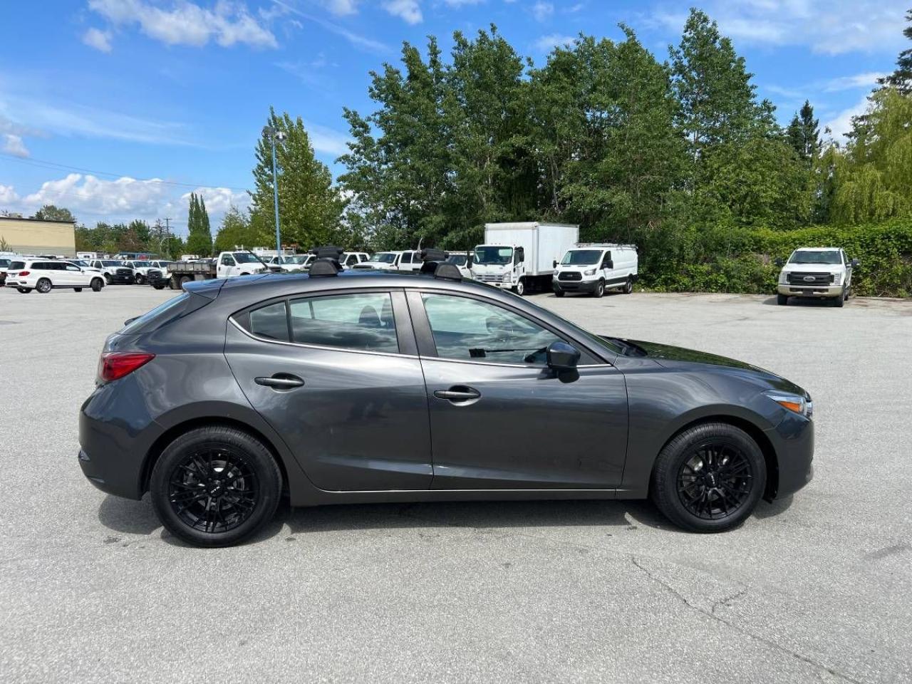 2018 Mazda MAZDA3 GS - Photo #11