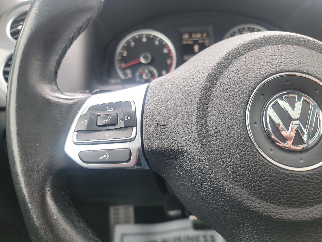 2015 Volkswagen Tiguan COMFORTLINE - Photo #24