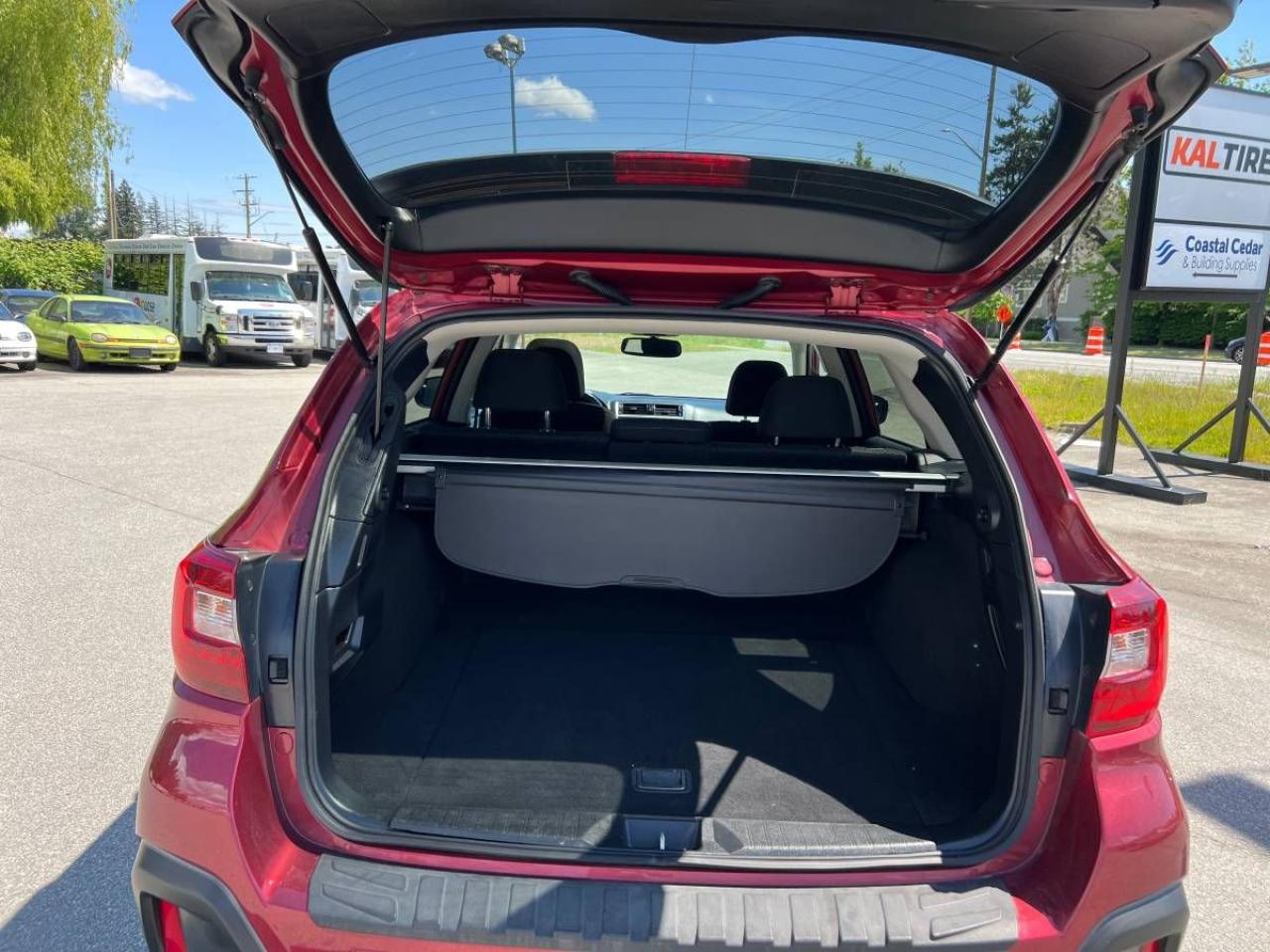 2018 Subaru Outback 2.5i Touring - Photo #16