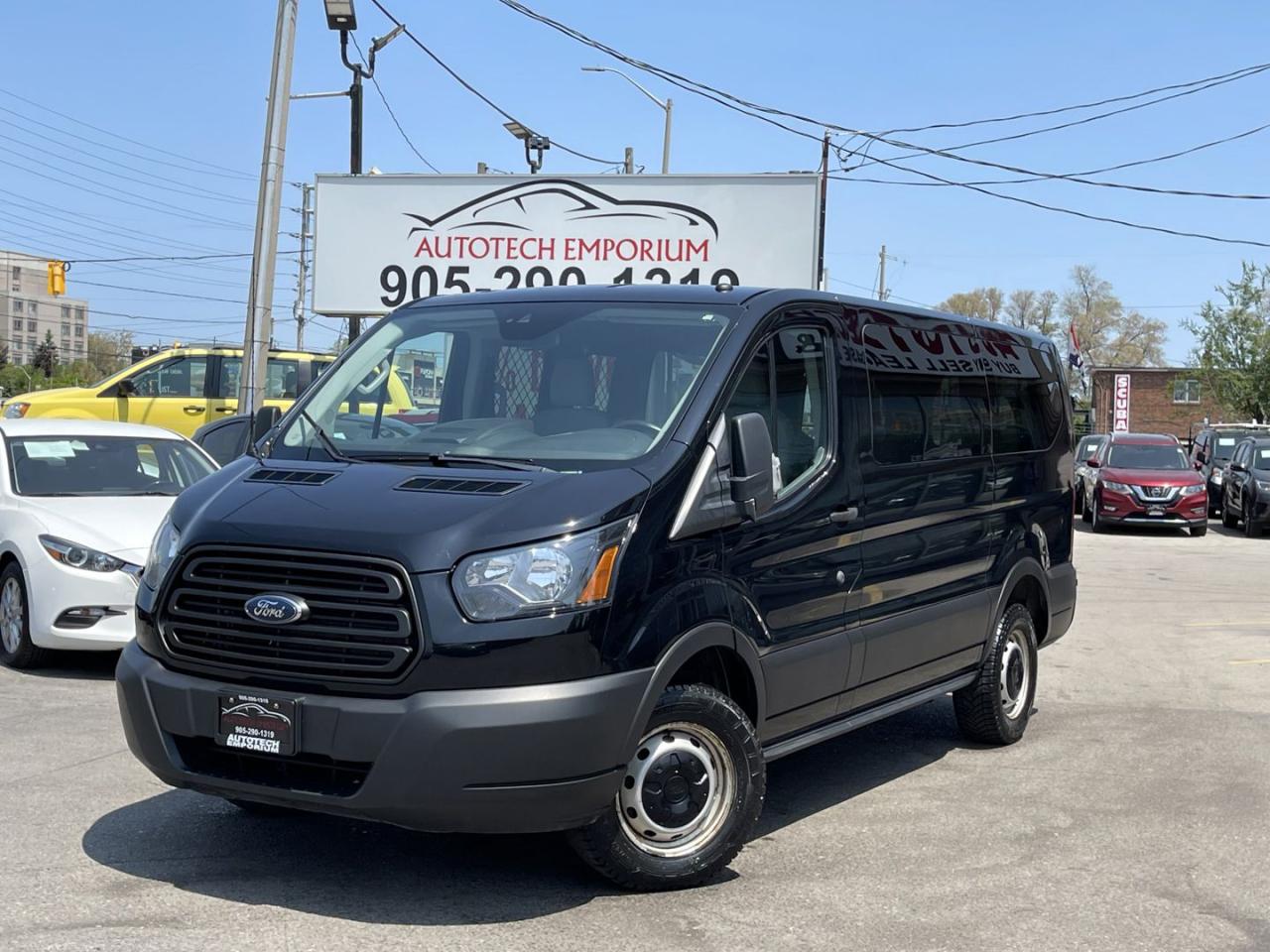 Used 2019 Ford Transit T-150 LOW ROOF / Navi / 8600 GVWR for sale in Mississauga, ON