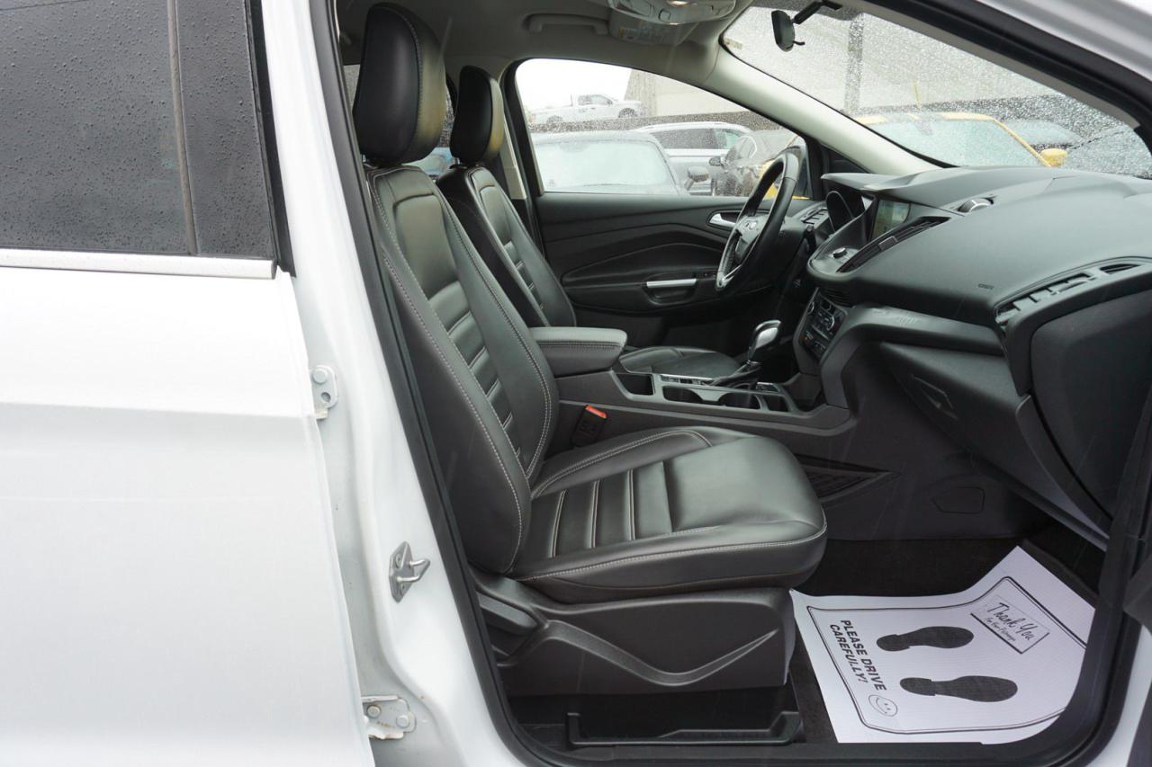 2019 Ford Escape 2.0L SEL 4WD CERTIFIED *ACCIDENT FREE*FORD MAINTAIN* CAMERA BLUETOOTH LEATHER HEATED SEATS CRUISE ALLOYS - Photo #18