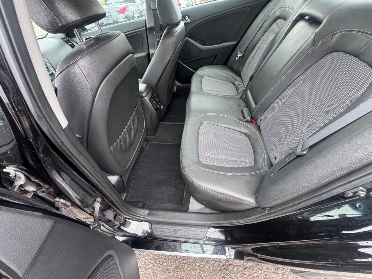 2012 Kia Optima HYBRID, LOADED, GREAT ON FUEL, AS IS SPECIAL - Photo #15
