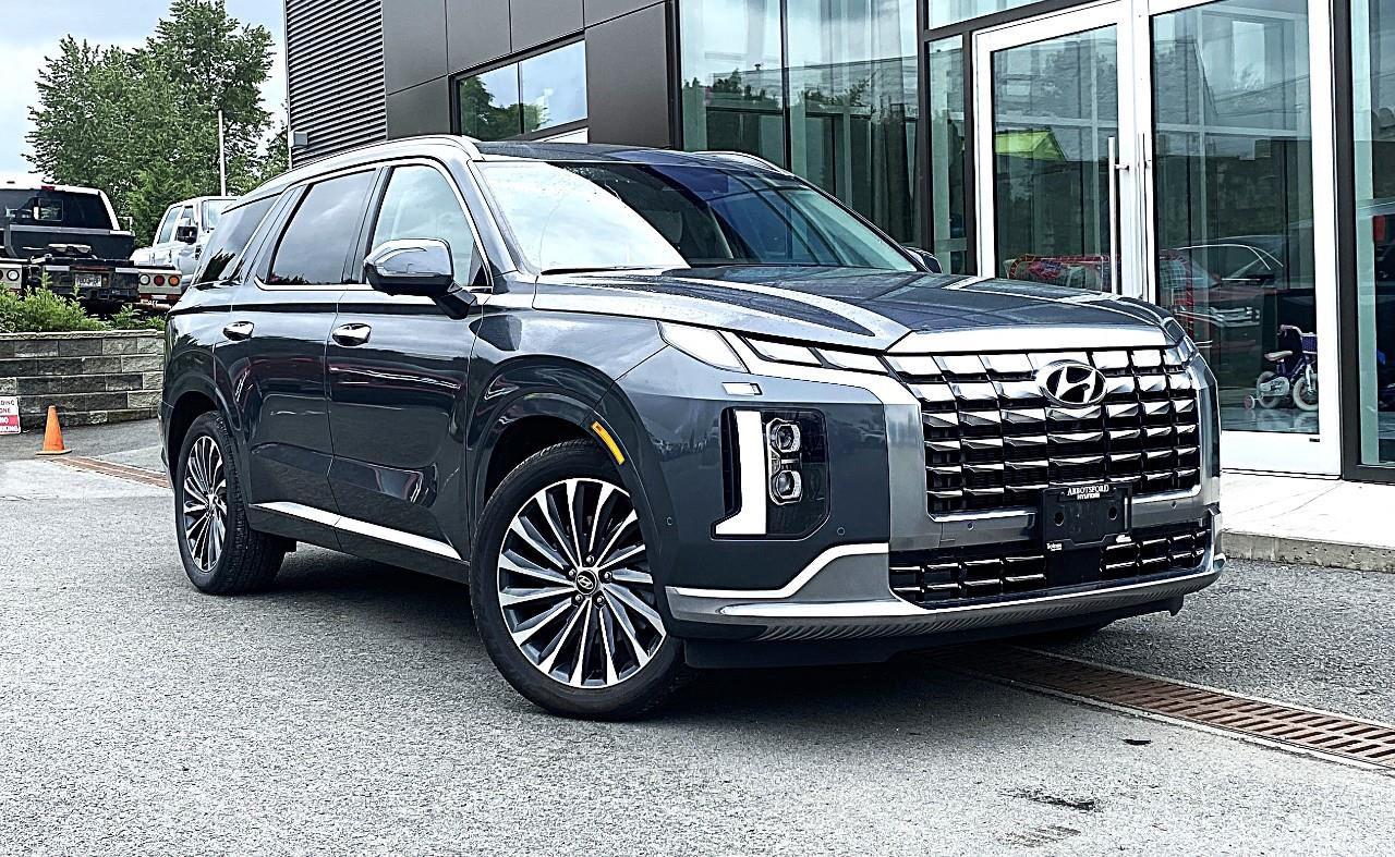 Used 2025 Hyundai PALISADE Ultimate Calligraphy w/Beige Interior for sale in Abbotsford, BC