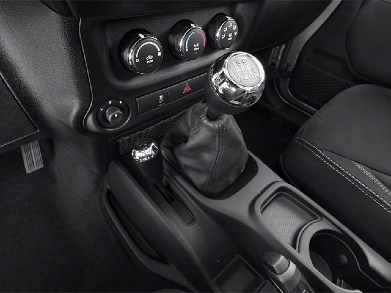 2014 Jeep Wrangler Sahara Photo