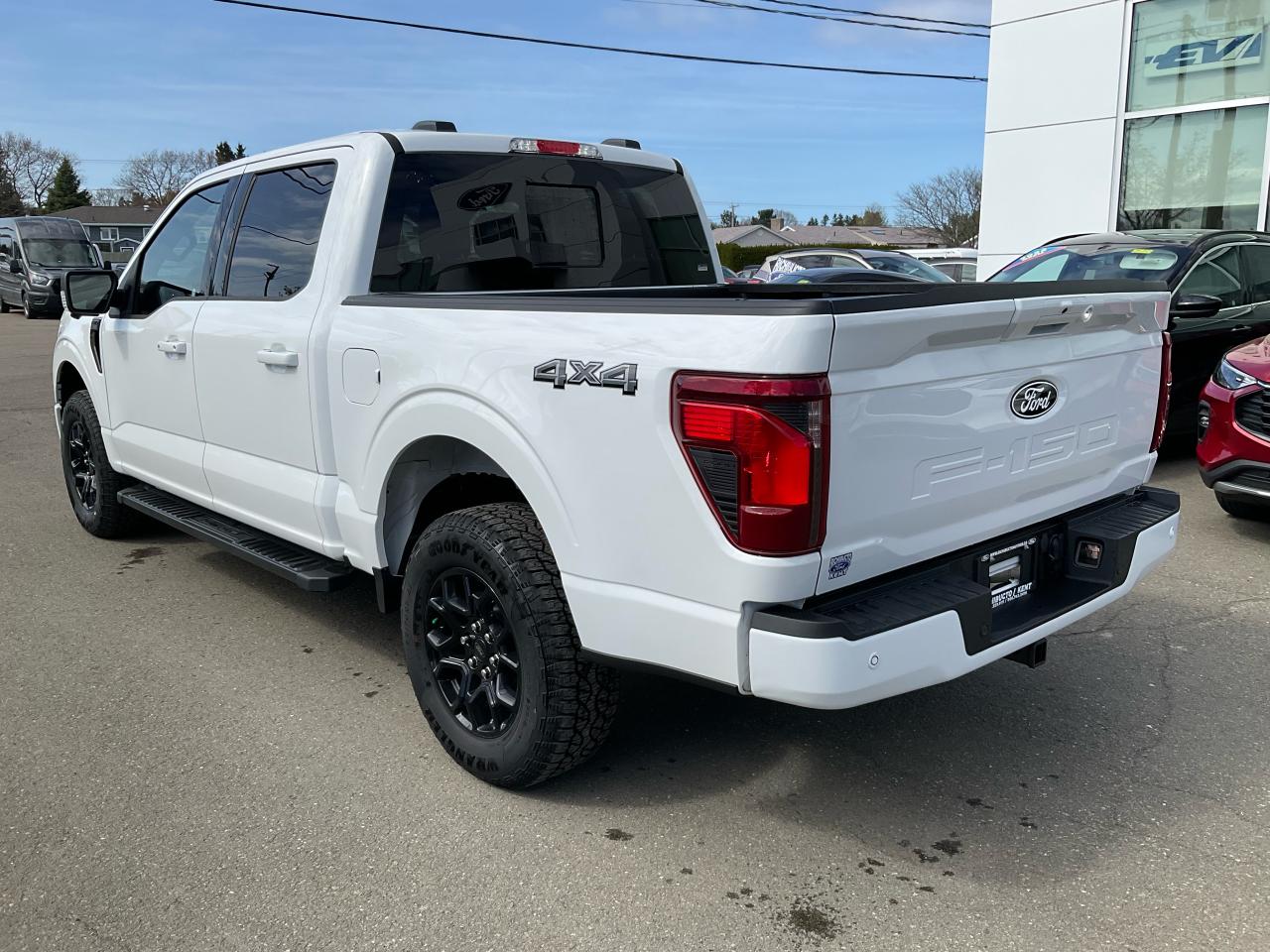 2025 Ford F-150 XLT Photo4