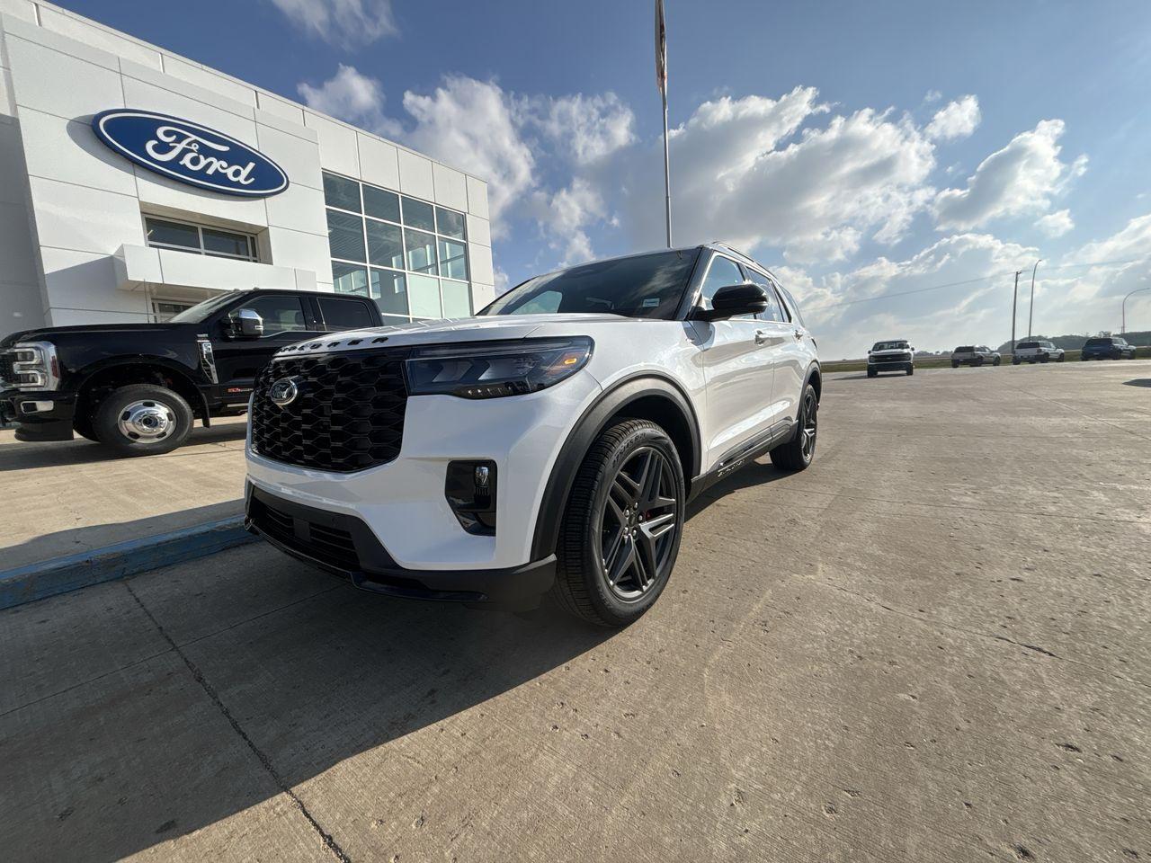 New 2025 Ford Explorer ST-LINE 4WD for sale in Wainwright, AB