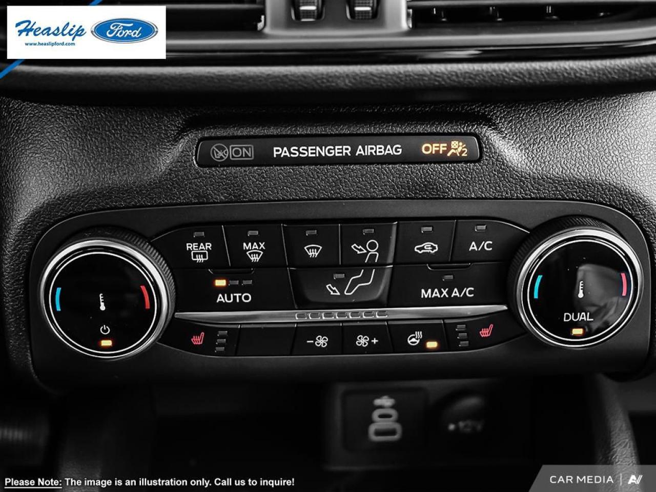 2025 Ford Escape 4DR ST LINE Photo5