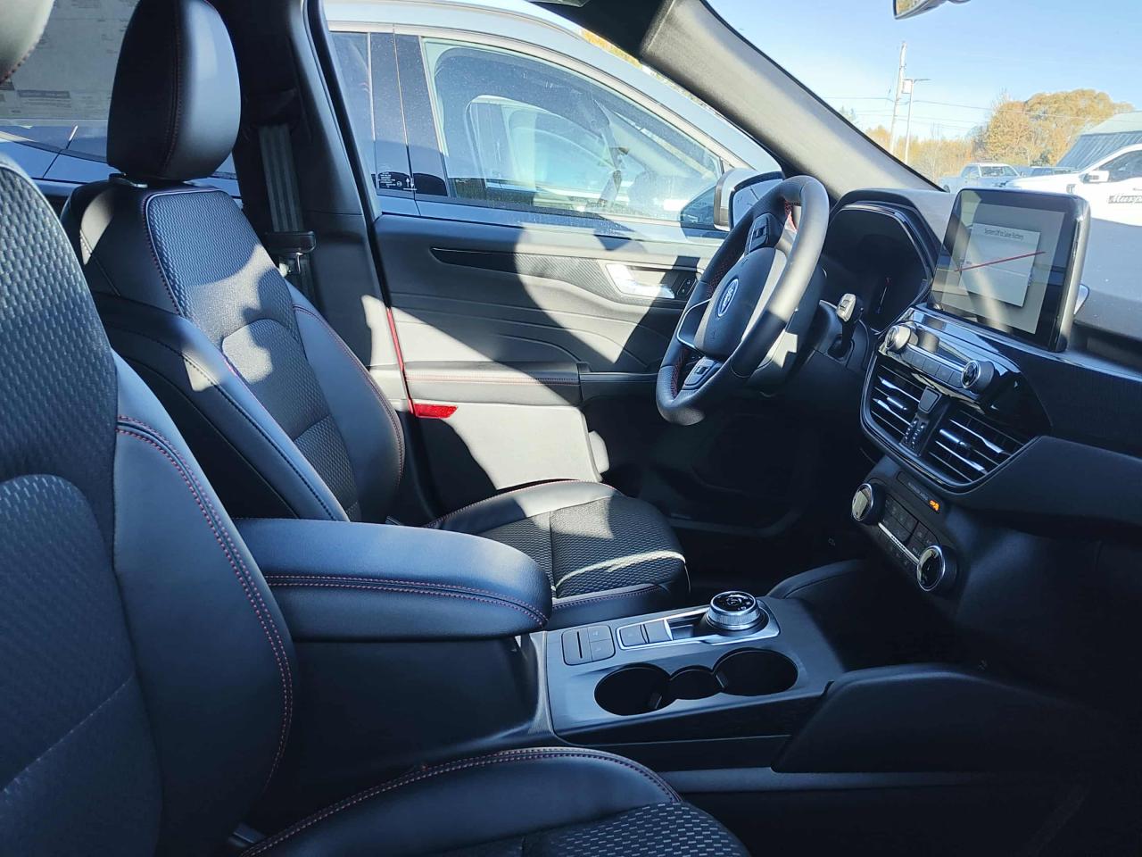 2025 Ford Escape ST-Line Photo