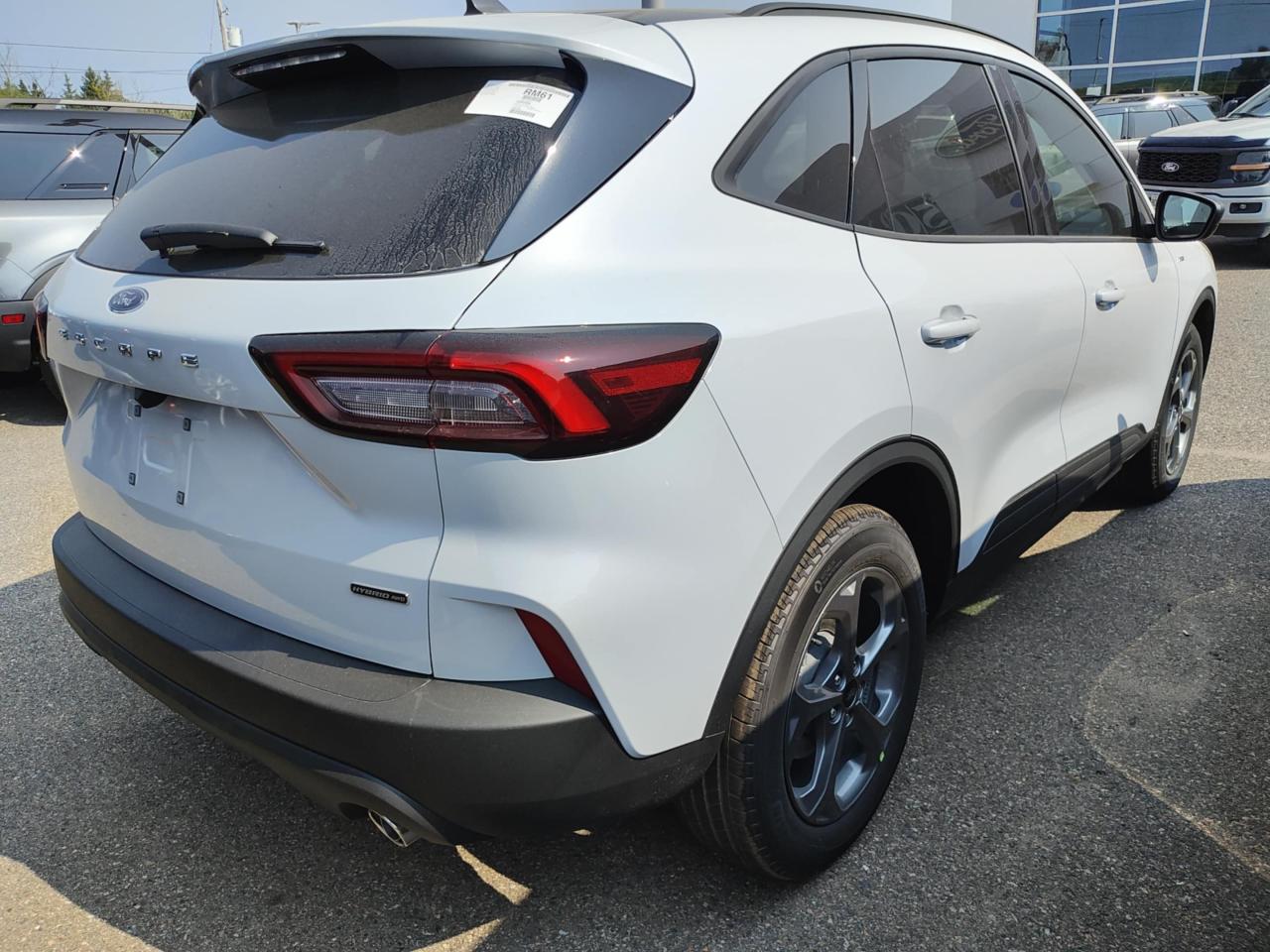 2025 Ford Escape 4DR ST LINE Photo