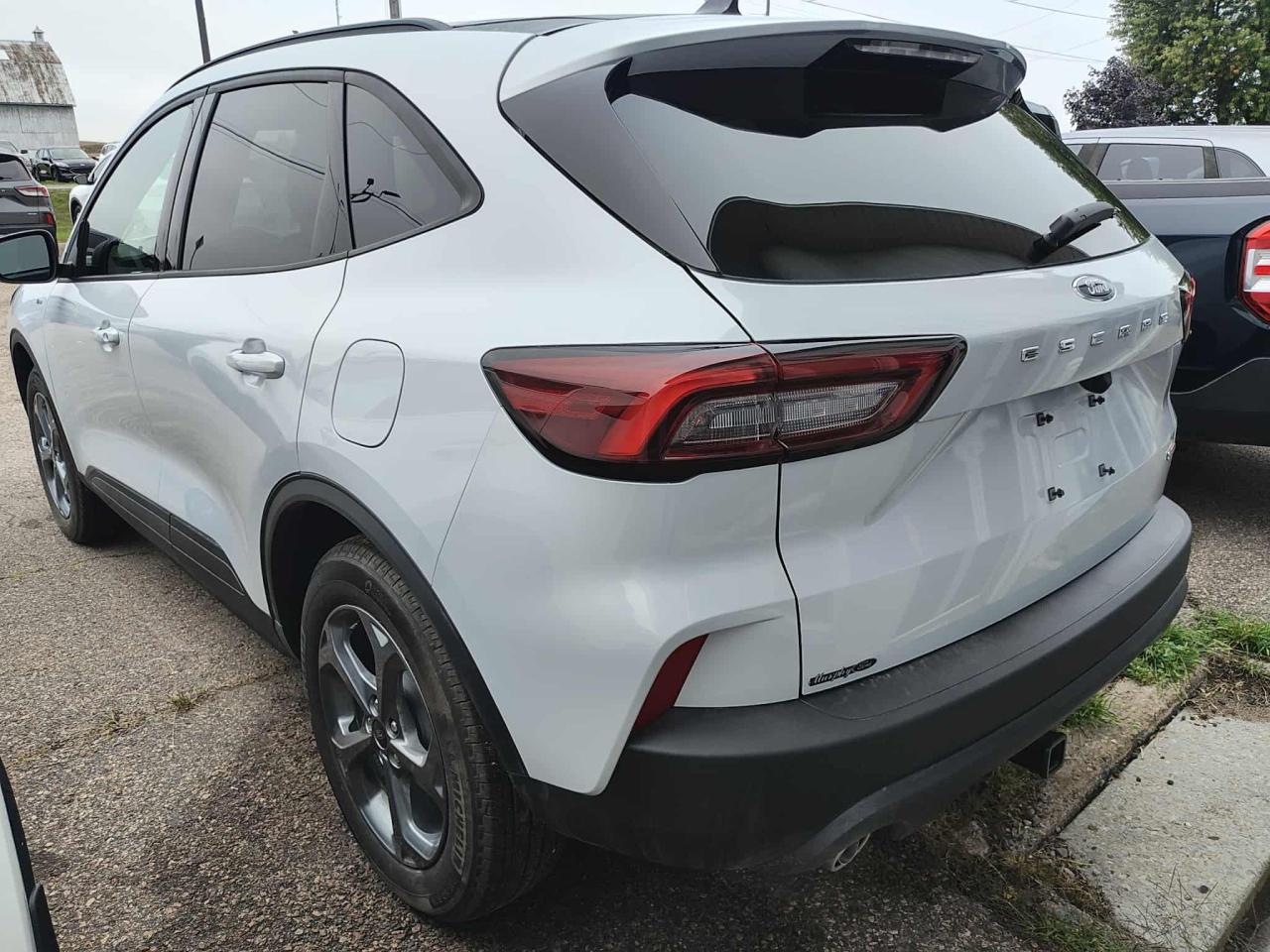 2025 Ford Escape 4DR ST LINE