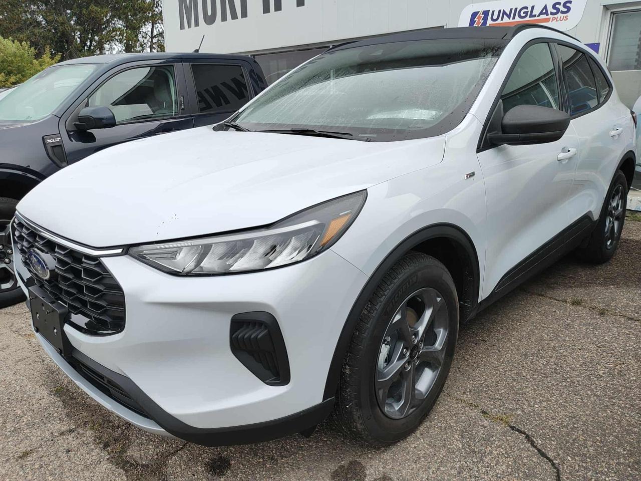 2025 Ford Escape 4DR ST LINE