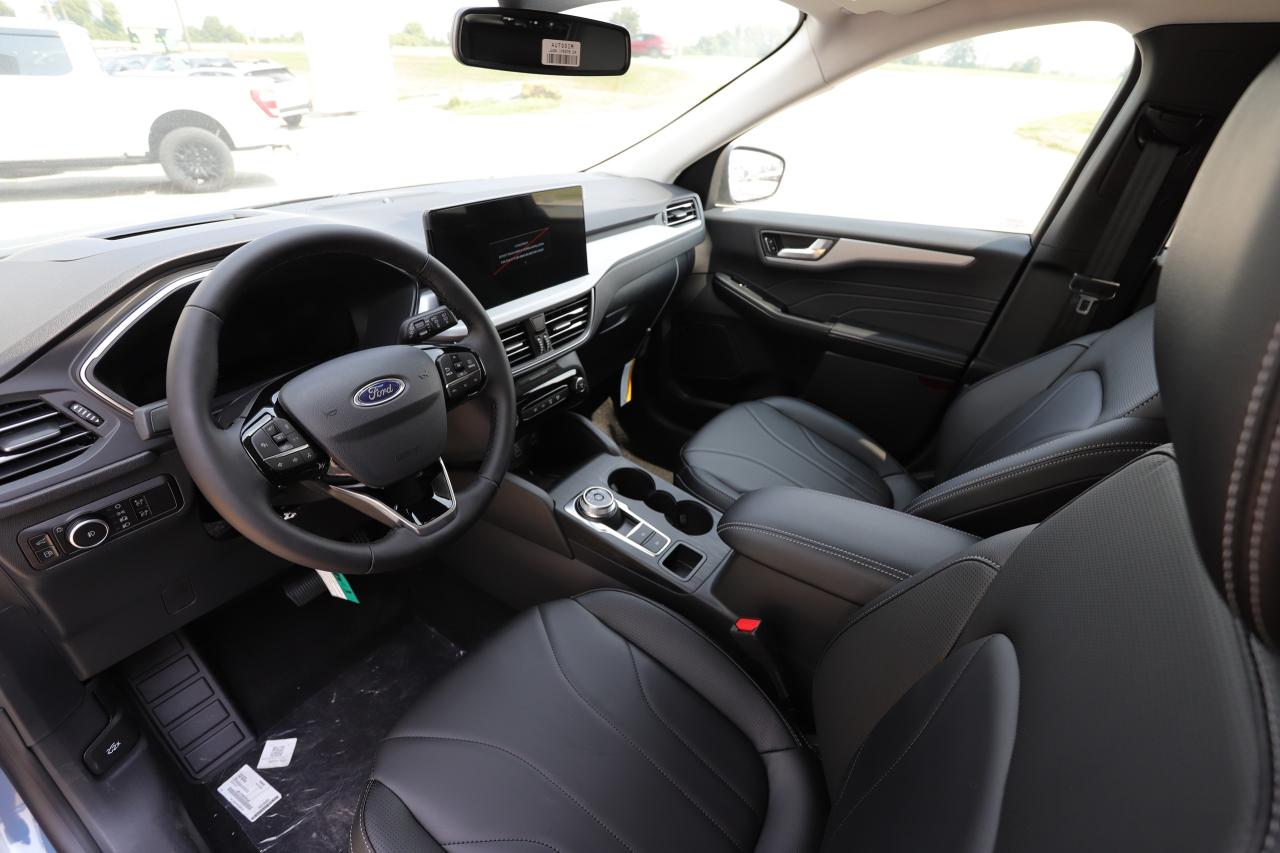 2025 Ford Escape PHEV FWD Photo