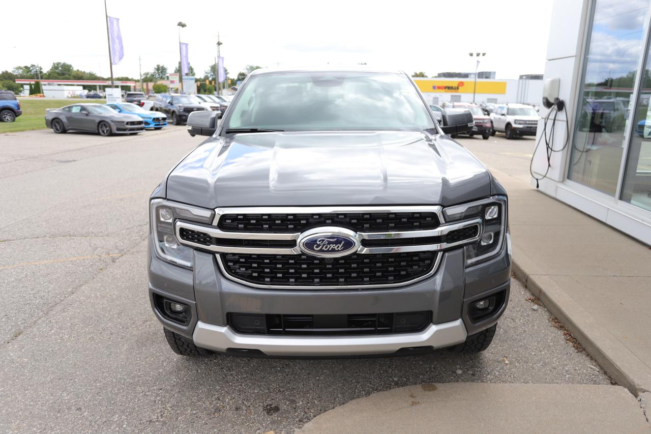 2025 Ford Ranger LARIAT 4WD SuperCrew 5' Box Photo5