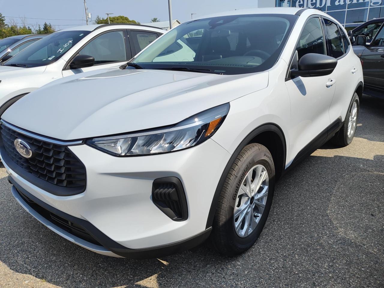 New 2025 Ford Escape 4DR ACTIVE for sale in Pembroke, ON