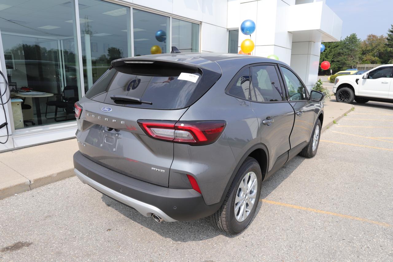 2025 Ford Escape Active AWD Photo