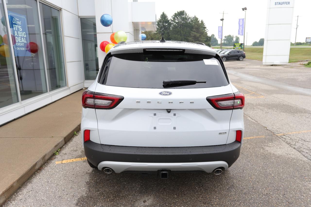 2025 Ford Escape PHEV FWD Photo4