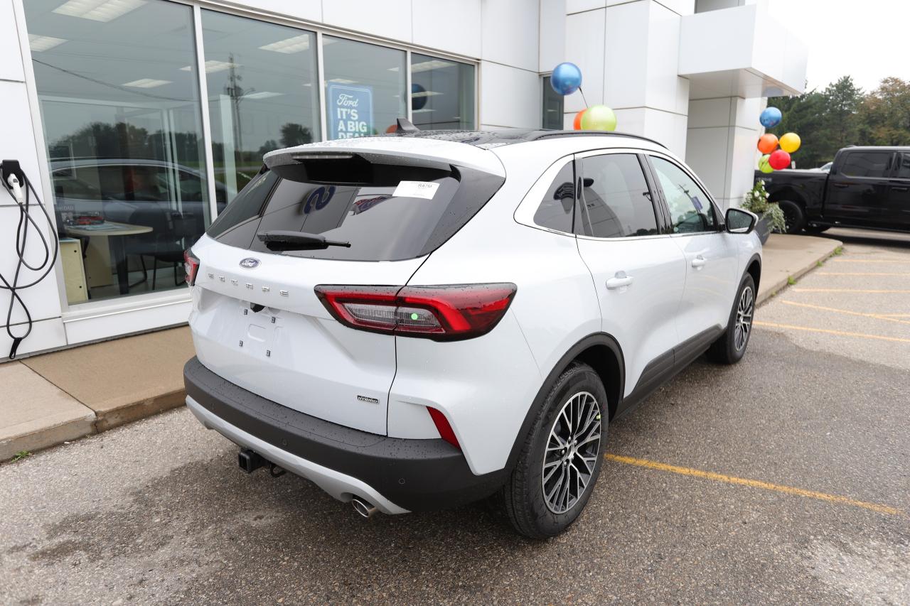 2025 Ford Escape PHEV FWD Photo